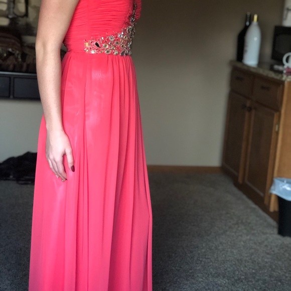 Prom Dress - Picture 2 of 4